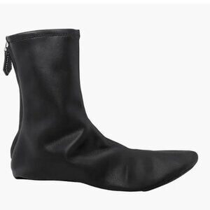 Brand new BURBERRY Ladies Black Mid-calf Leather Boots for sets
